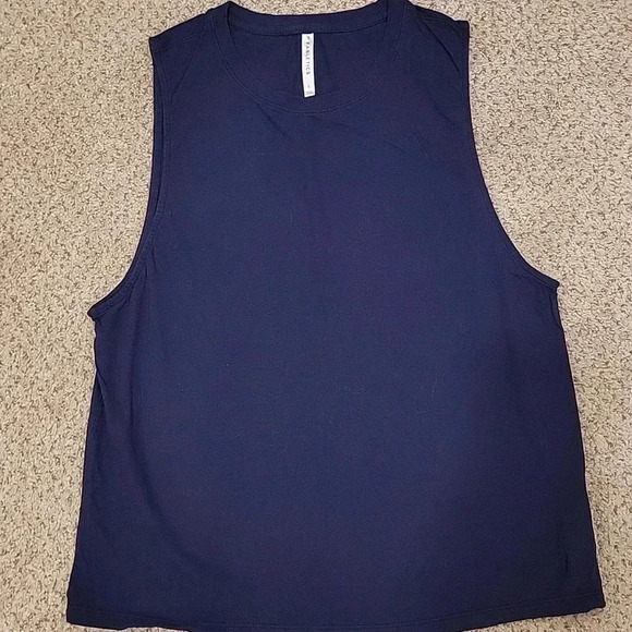 Athletic 5 Piece Bundle Nike, Fabletics, Champion, Ect. Size Large - Picture 4 of 11